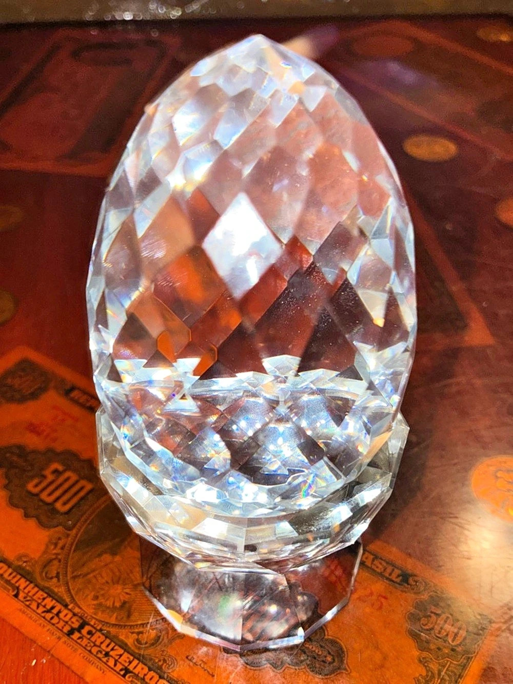 Crystal Egg Decor with Faceted Holder in Clear